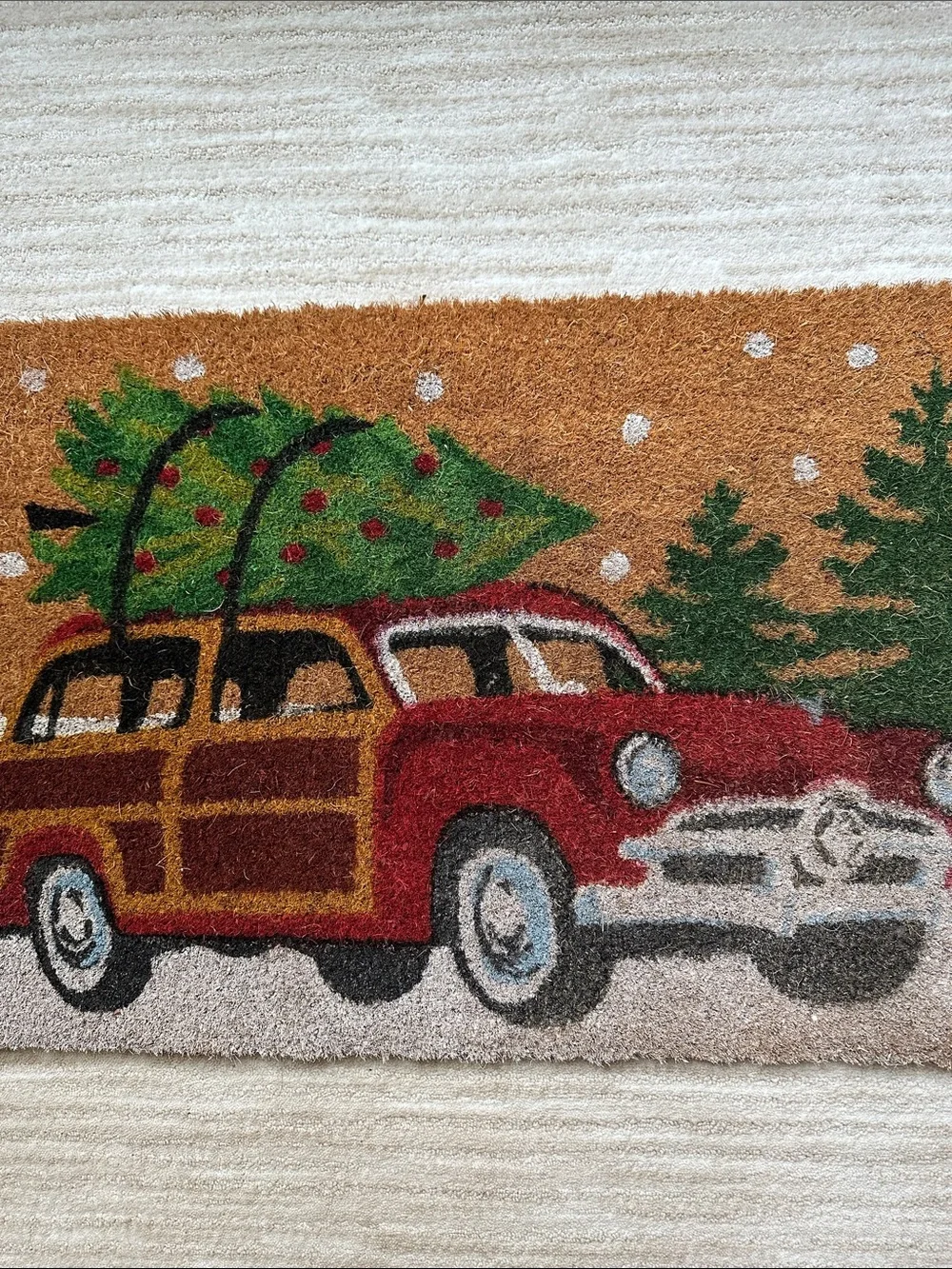 Wondershop Holiday Red Vintage Wagon Doormat with Evergreen Tree